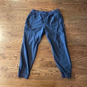 XL Lululemon ABC Jogger (Black/Dark Gray)